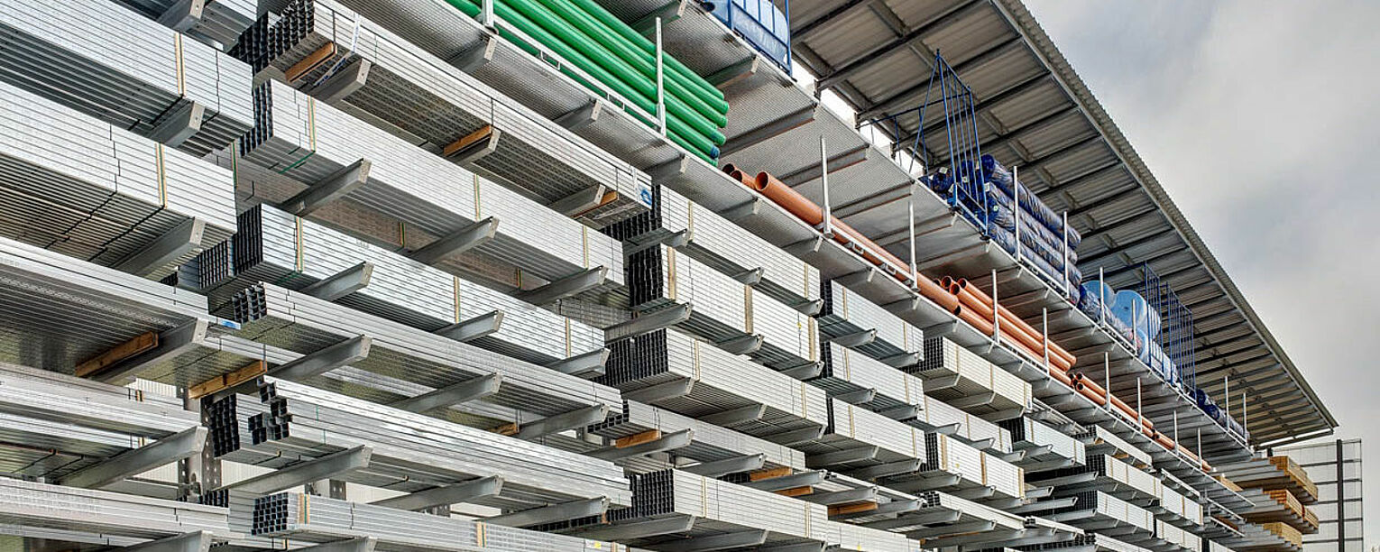 [Translate "Romania"] Cantilever racking building material